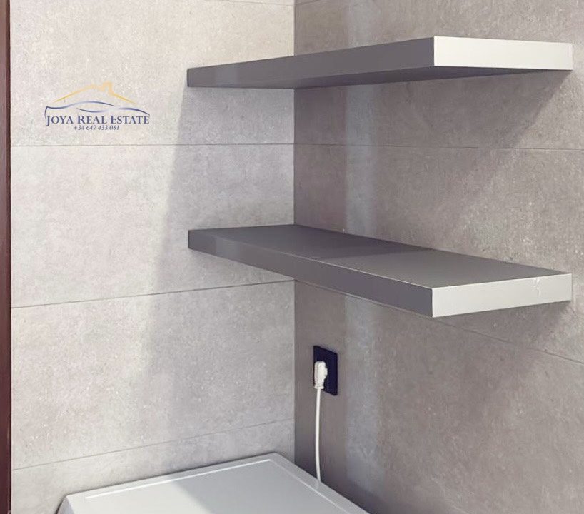 5f49255a-650c-495a-b53d-be5dfed85482