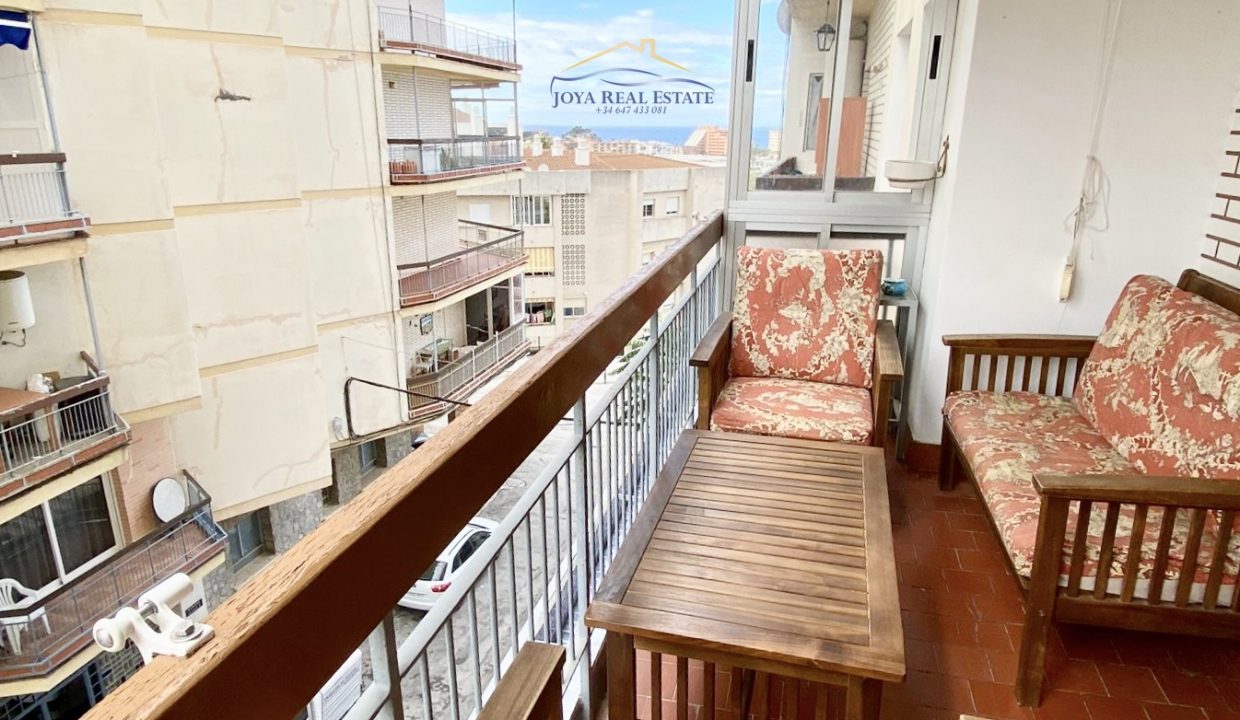 be2e6718-9568-49e7-adf5-d2e4d7c07b93